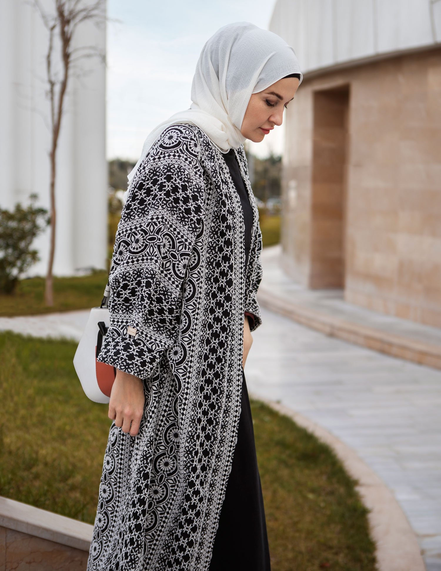Abaya Outfit Ideas for Every Occasion